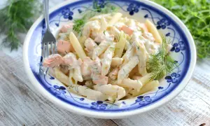 Jak przygotować penne w sosie śmietanowym, które zachwyci każdego?