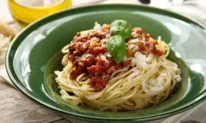 Jak przygotować idealny makaron spaghetti bolognese w prosty sposób