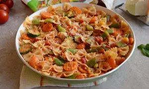 Szybkie i zdrowe spaghetti z warzywami na patelni w 30 minut