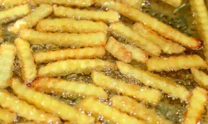Jaka temperatura oleju do frytek, aby uniknąć rozczarowania?