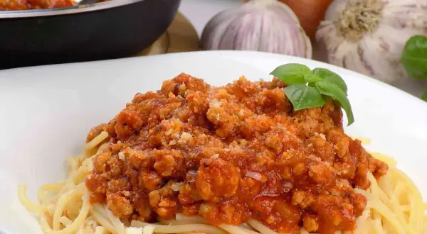 Pomysły na spaghetti, które zaskoczą Twoich bliskich i smakują wyśmienicie