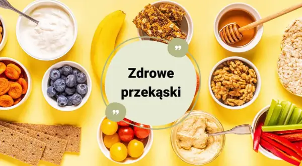 Zdrowe przekąski: jogurt, jagody, banan, batoniki musli, orzechy, miód, suszone morele, pomidorki, warzywa.