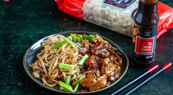 Gdzie kupić makaron chow mein? Sprawdź najlepsze oferty w Polsce