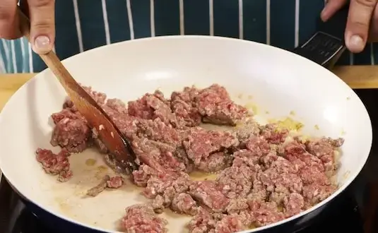 Czym doprawić mięso do spaghetti, aby zaskoczyć smakiem?